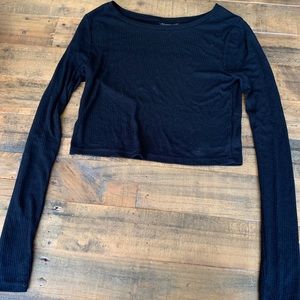 Black cropped long sleeve